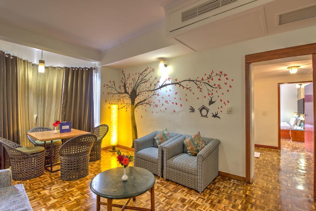 Golden Tulip Manali Hotell Exteriör bild